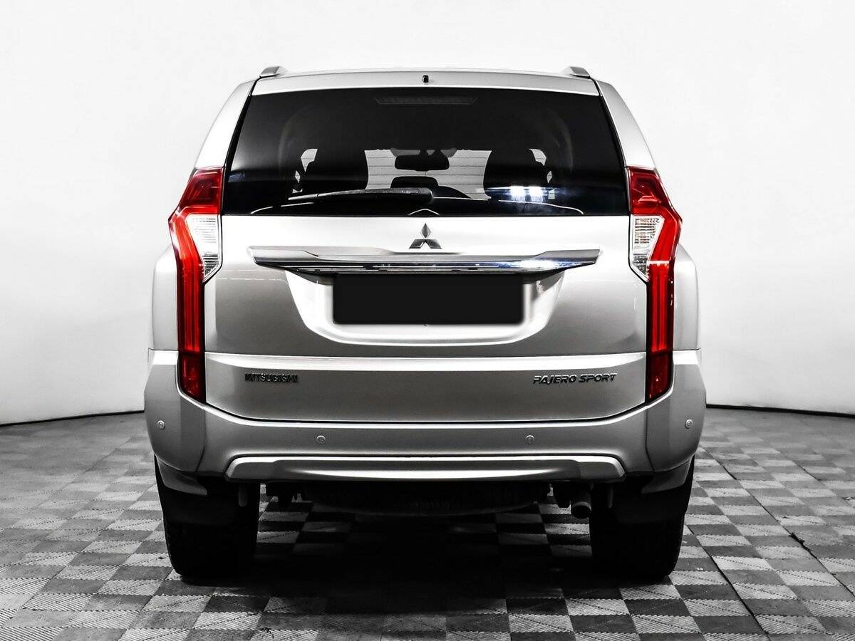 Mitsubishi Pajero Sport, 2017 Фото №6