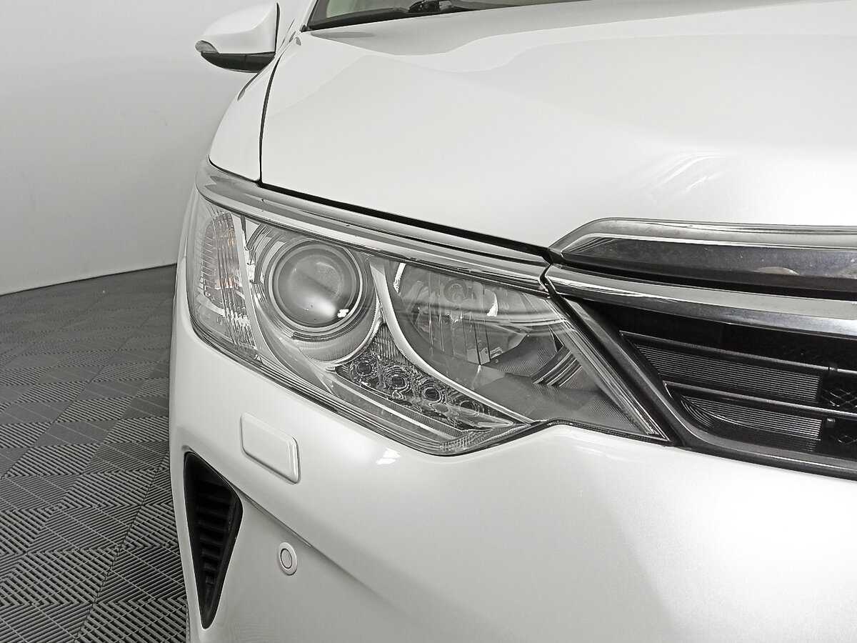 Toyota Camry, 2017 Фото №14