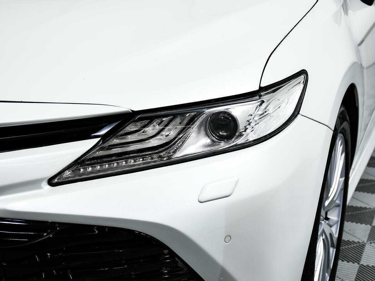 Toyota Camry, 2019 Фото №13