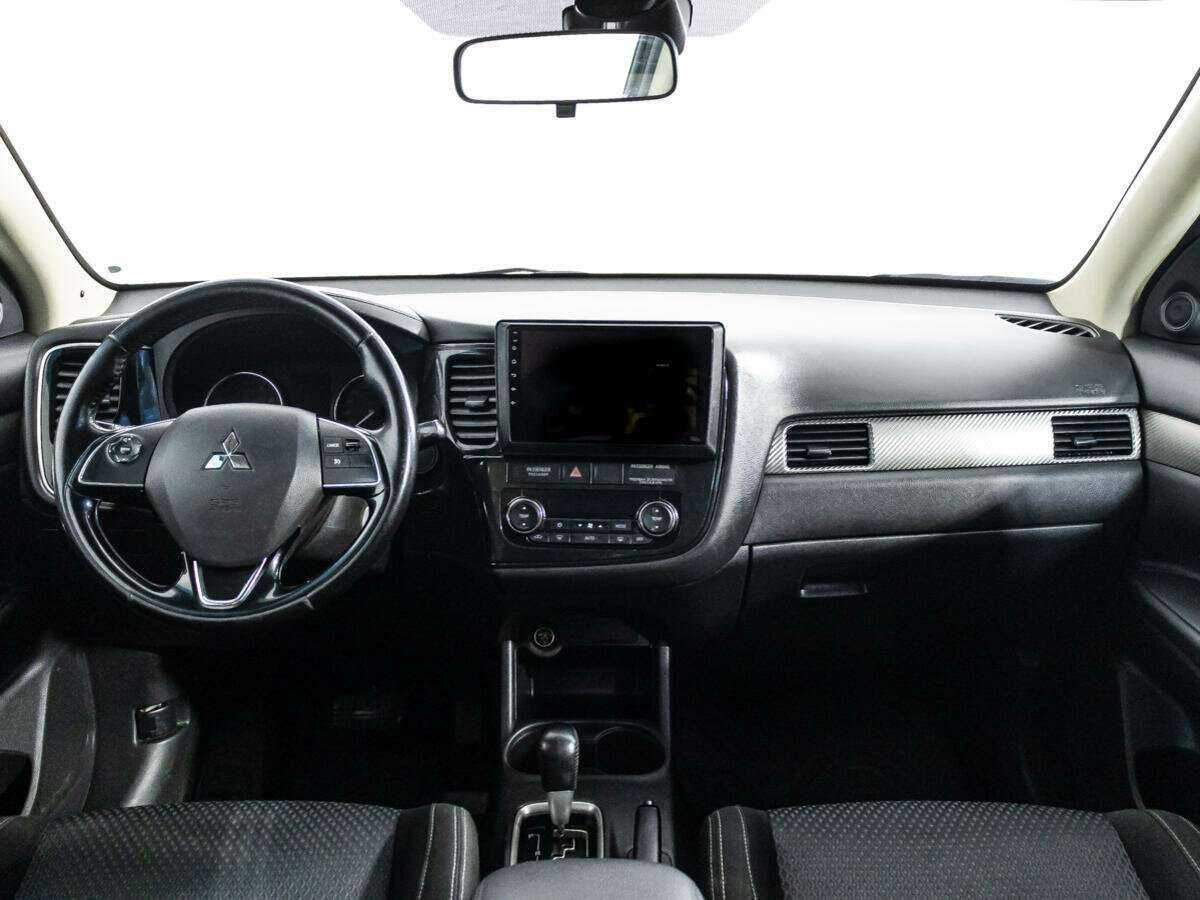 Mitsubishi Outlander, 2016 Фото №13