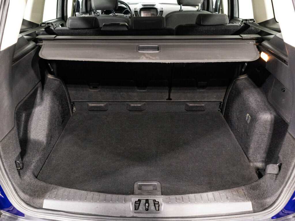 Ford Kuga, 2017 Фото №15