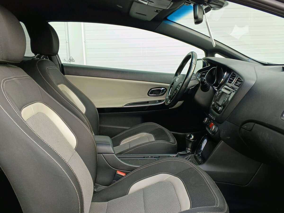 Kia Ceed, 2015 Фото №12