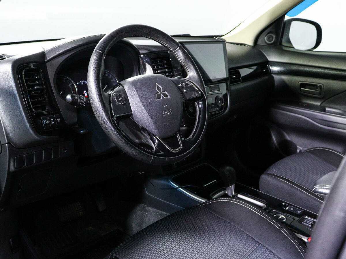 Mitsubishi Outlander, 2018 Фото №12