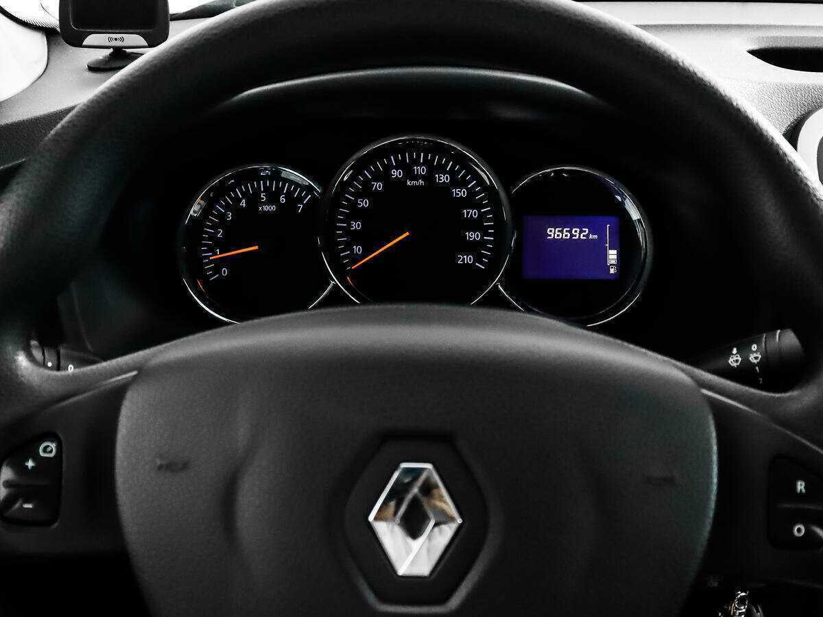 Renault Logan, 2014 Фото №16