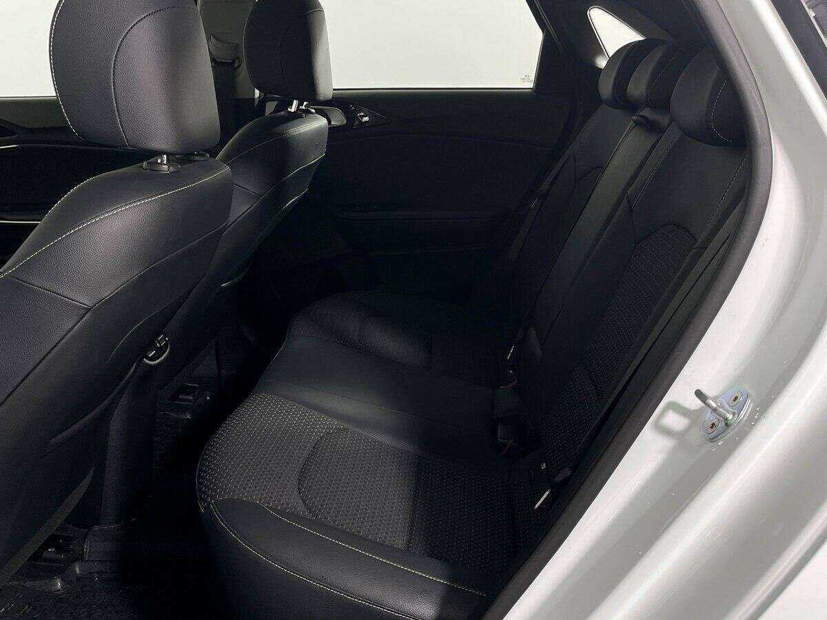 Kia Ceed, 2018 Фото №10