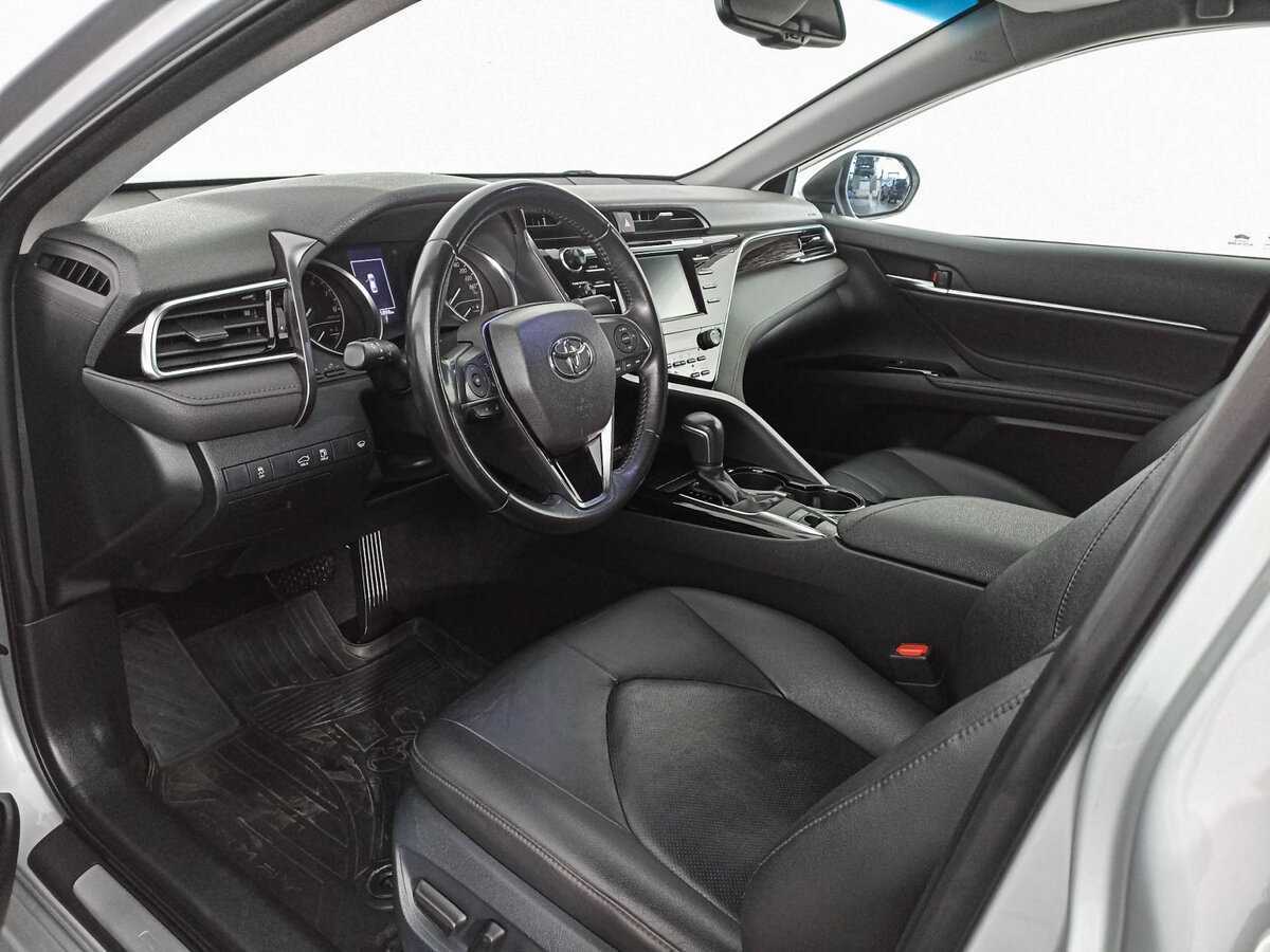 Toyota Camry, 2019 Фото №10