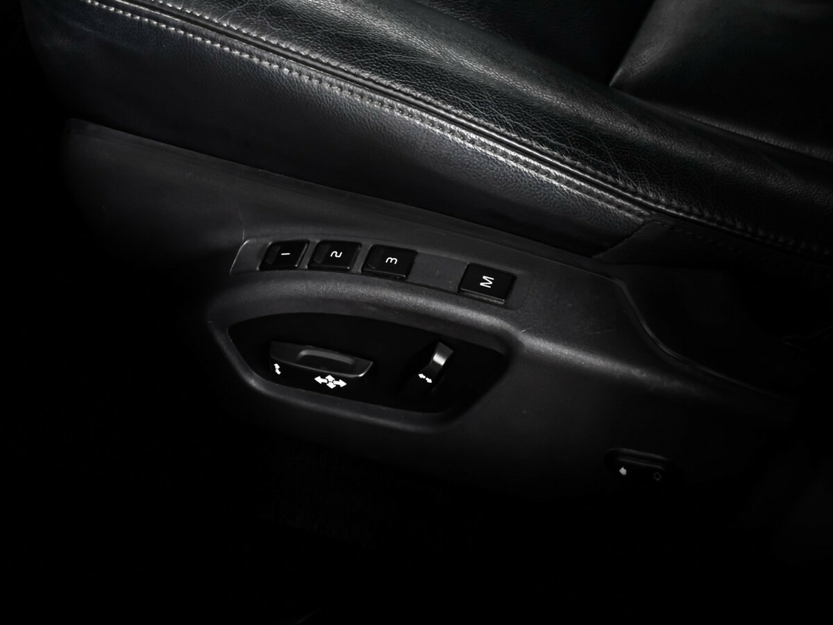 Volvo XC60 I Рестайлинг, 2015 Фото №15