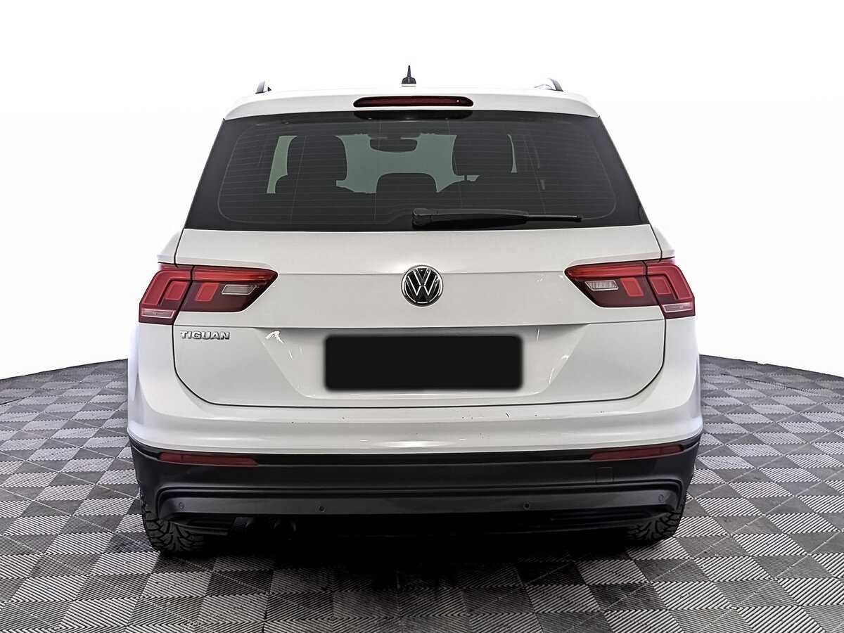 Volkswagen Tiguan, 2018 Фото №6
