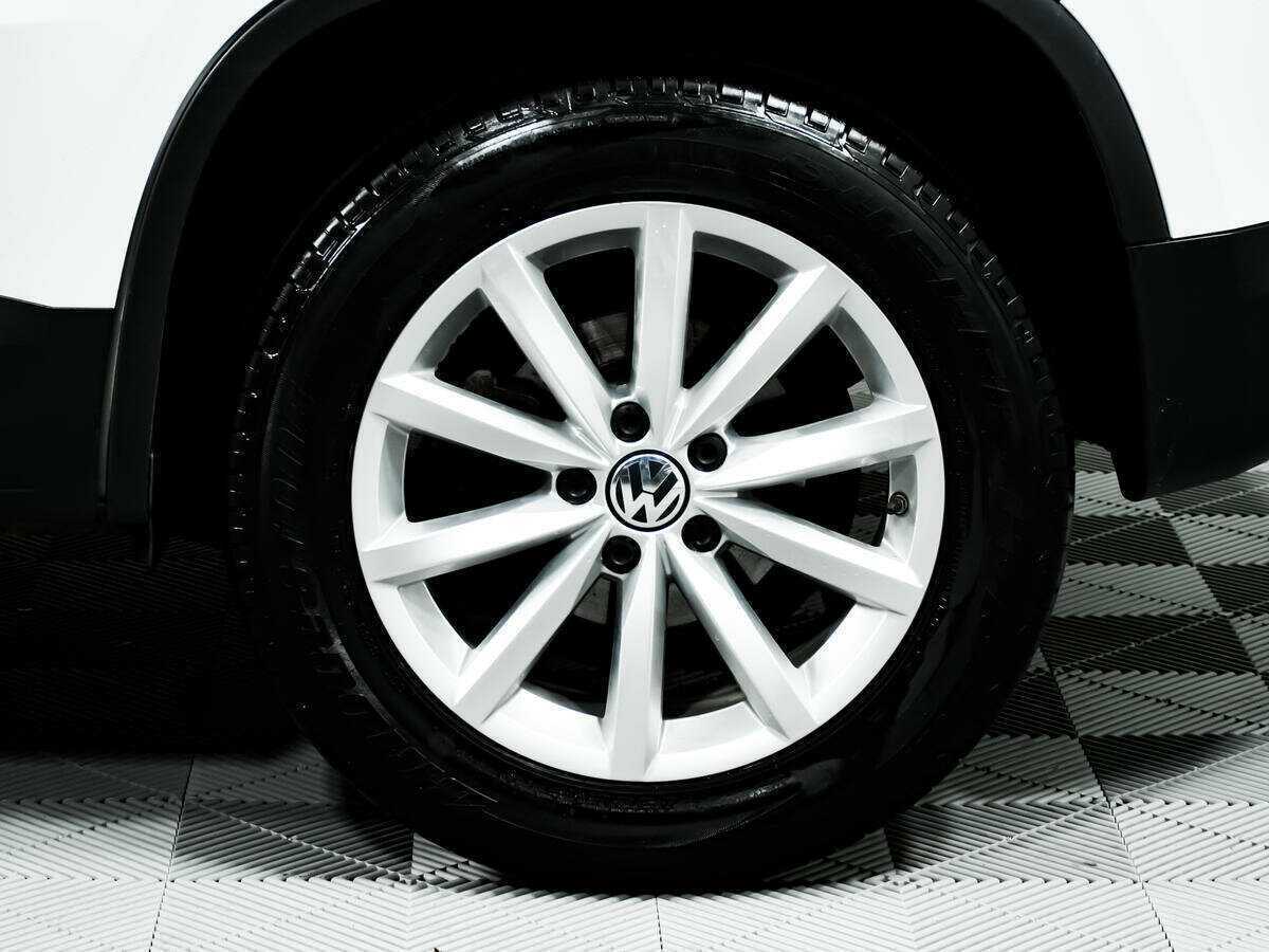 Volkswagen Tiguan, 2016 Фото №14