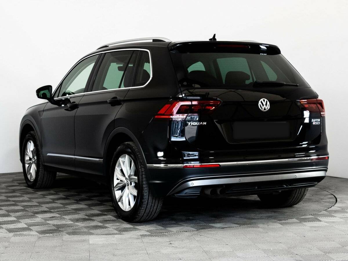 Volkswagen Tiguan, 2018 Фото №6