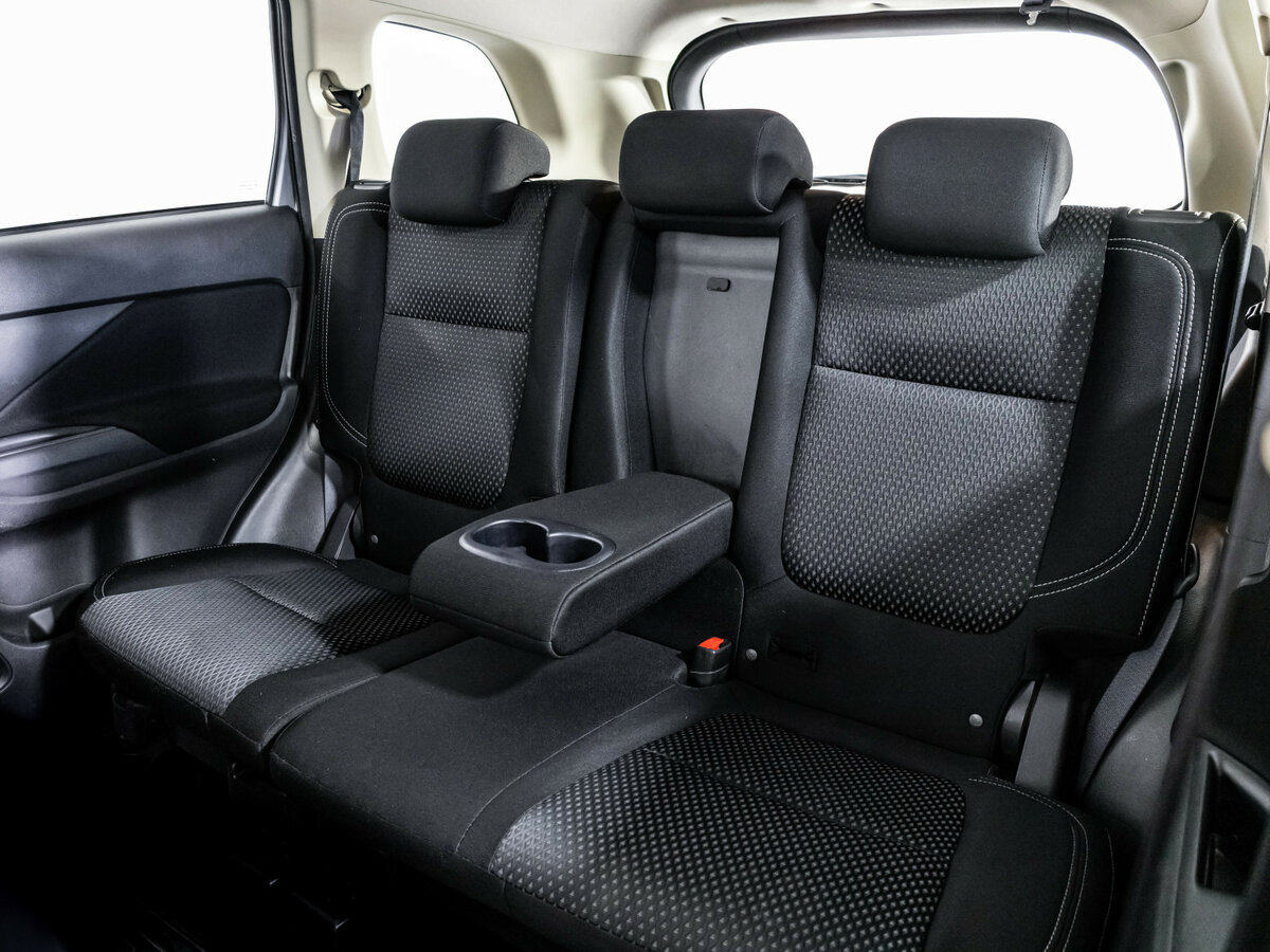 Mitsubishi Outlander III Рестайлинг 3, 2019 Фото №16