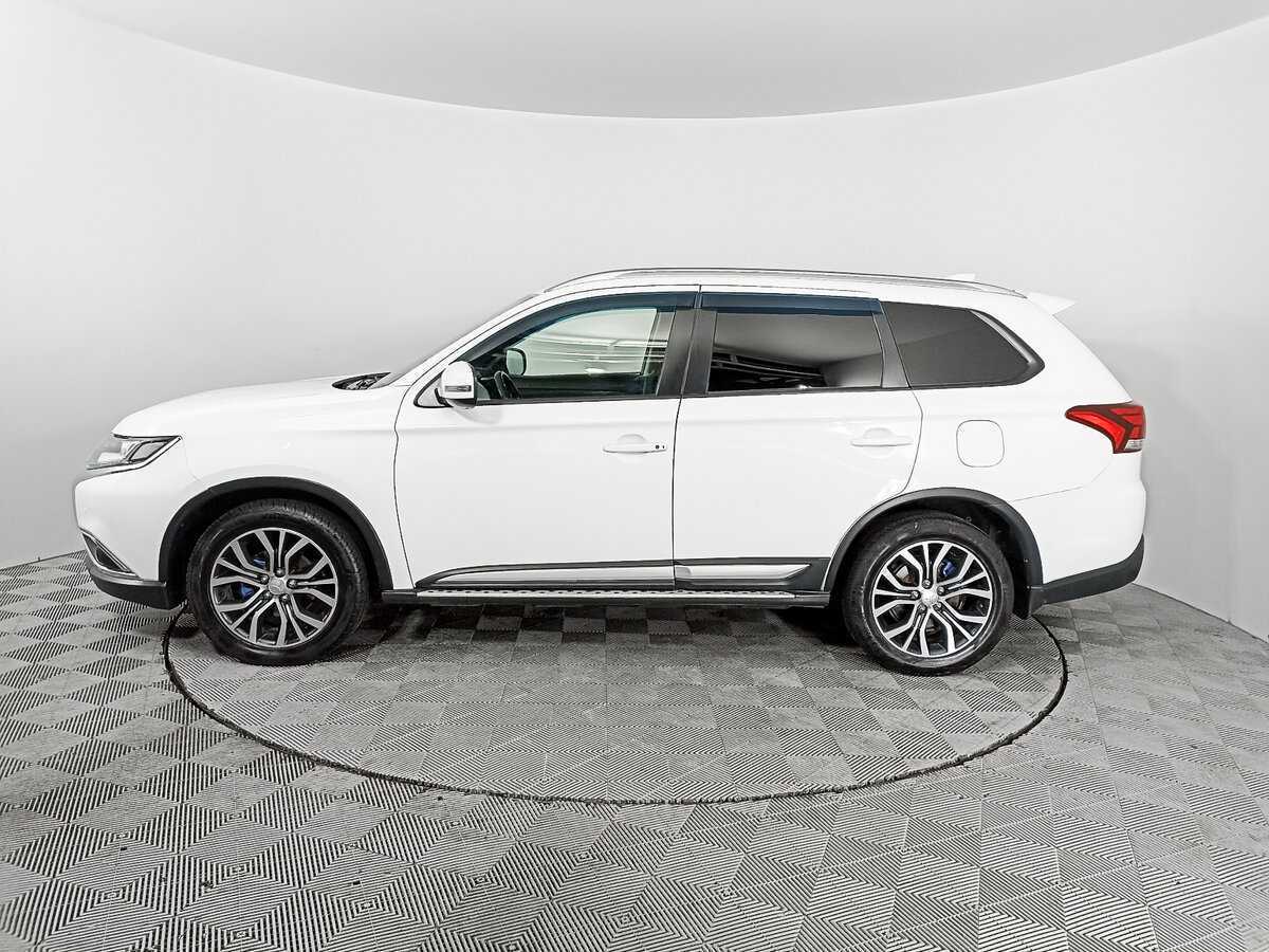 Mitsubishi Outlander, 2018 Фото №8