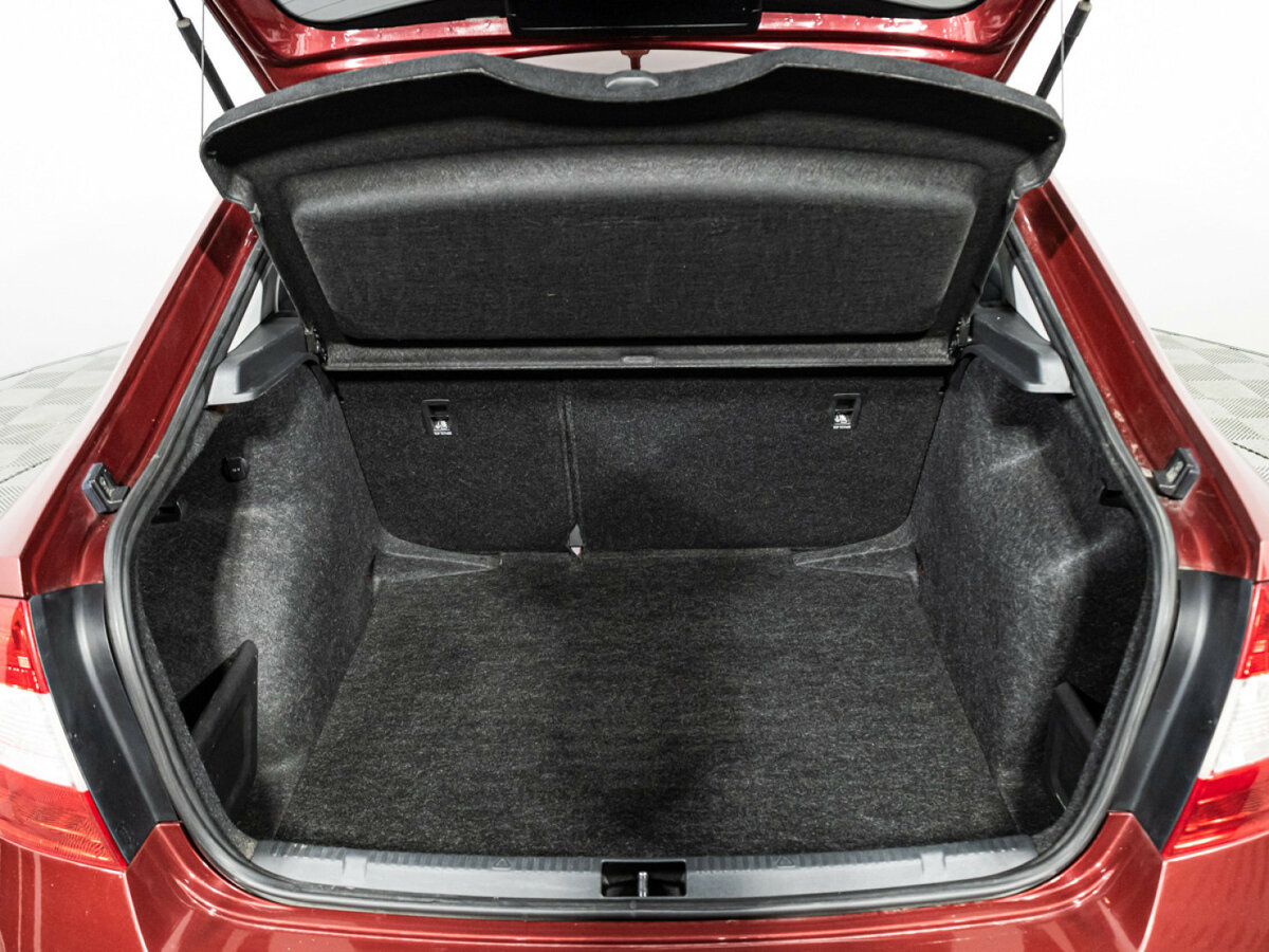 Skoda Rapid I, 2016 Фото №14