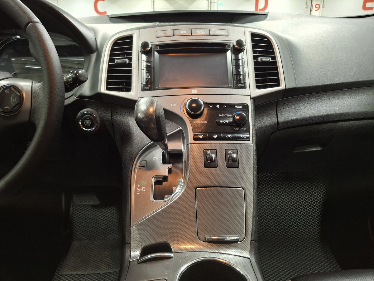 Toyota Venza I Рестайлинг, 2014 Фото №15