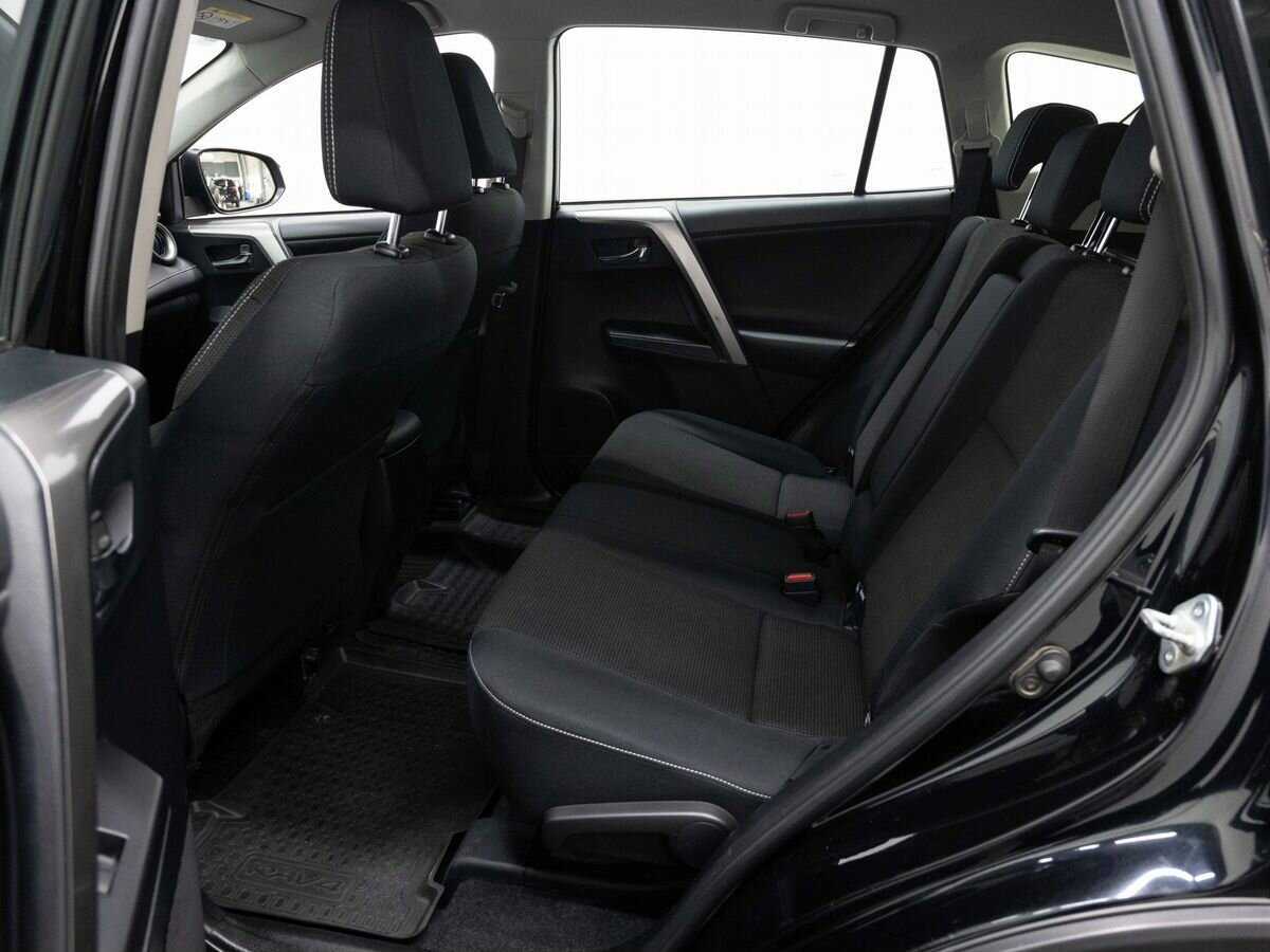 Toyota RAV4, 2017 Фото №10