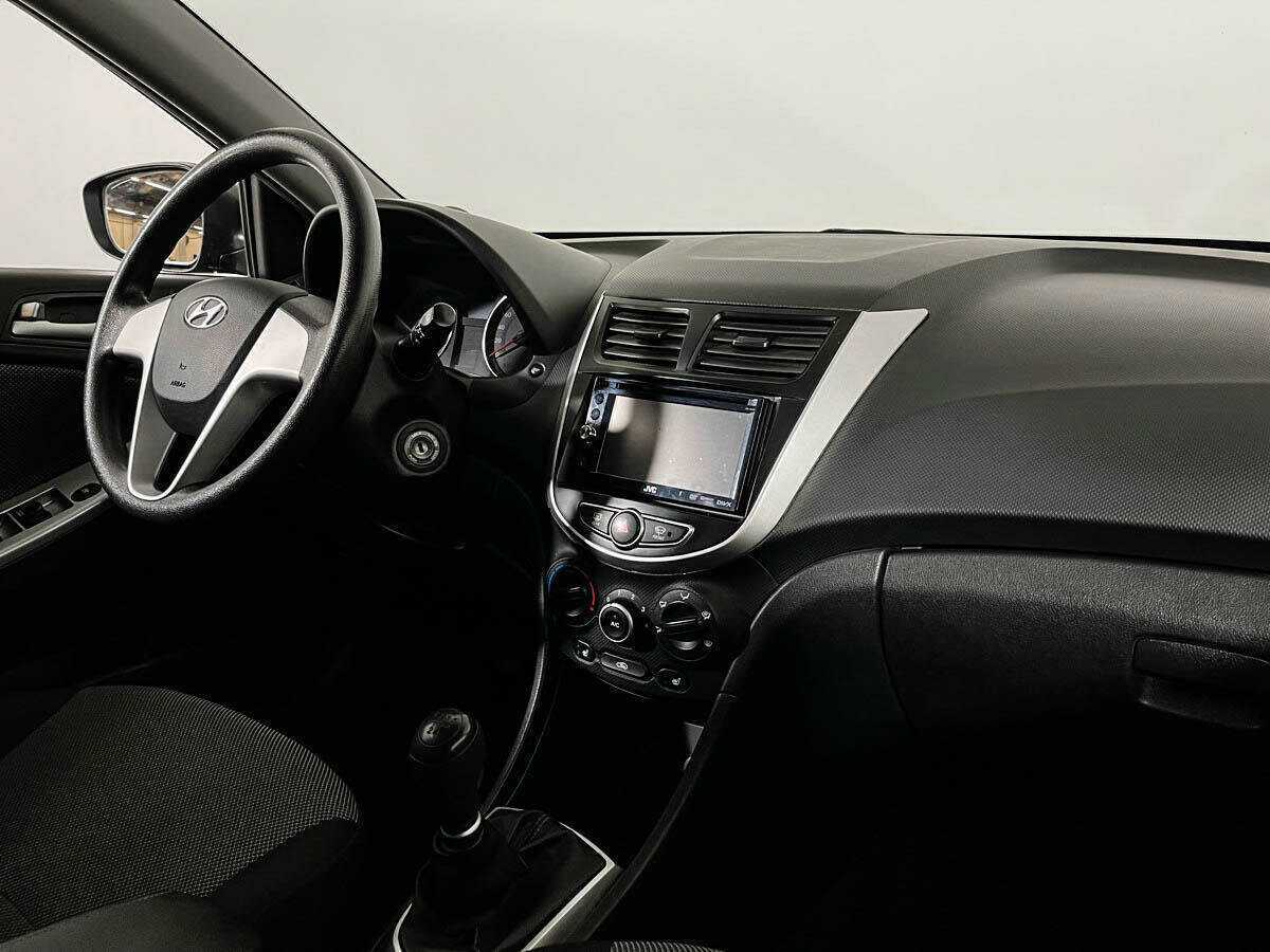 Hyundai Solaris, 2012 Фото №9