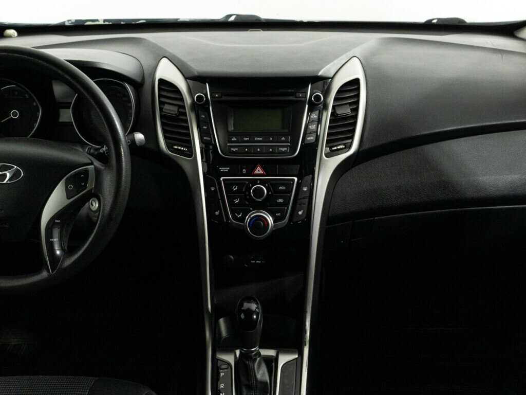 Hyundai i30, 2014 Фото №14