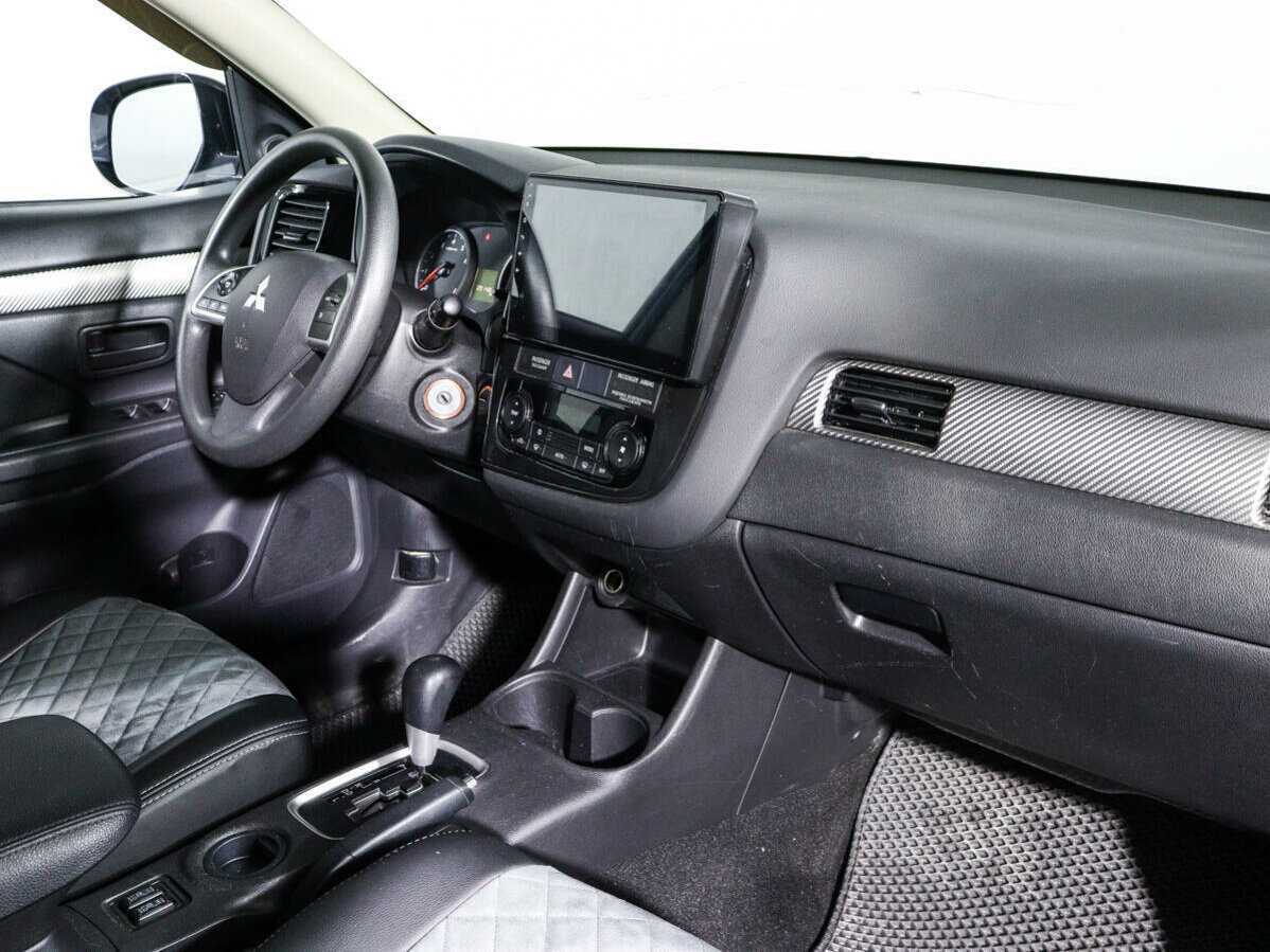 Mitsubishi Outlander, 2013 Фото №9