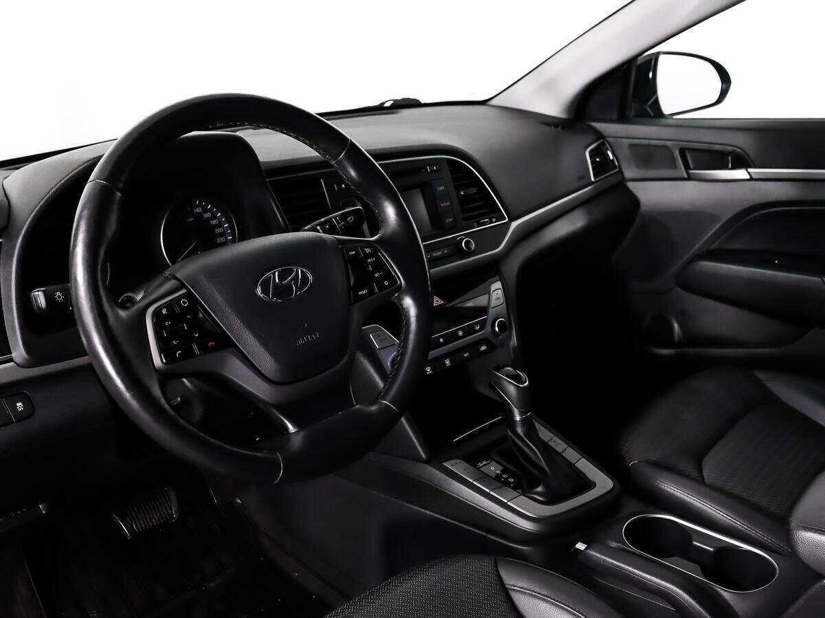Hyundai Elantra, 2017 Фото №9