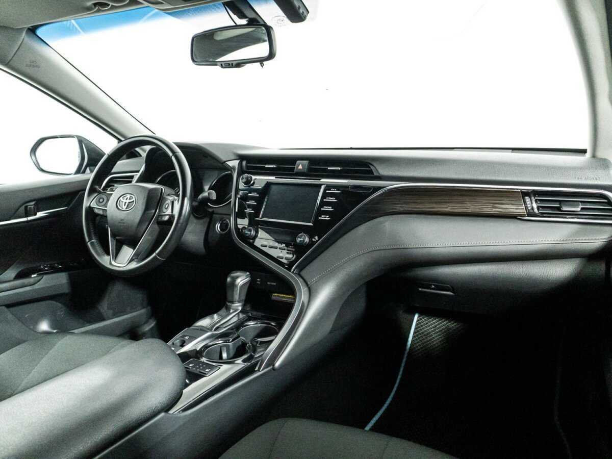 Toyota Camry, 2020 Фото №9