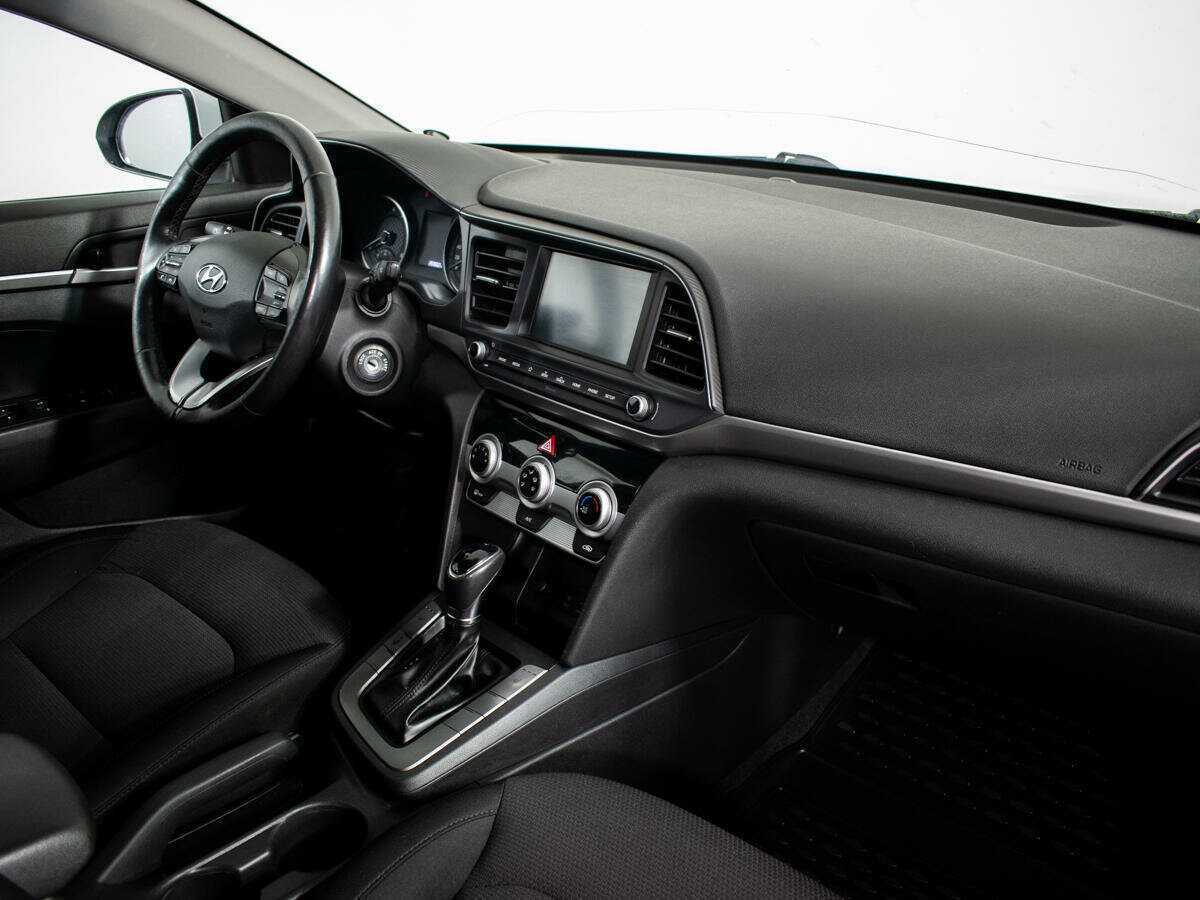 Hyundai Elantra, 2019 Фото №9