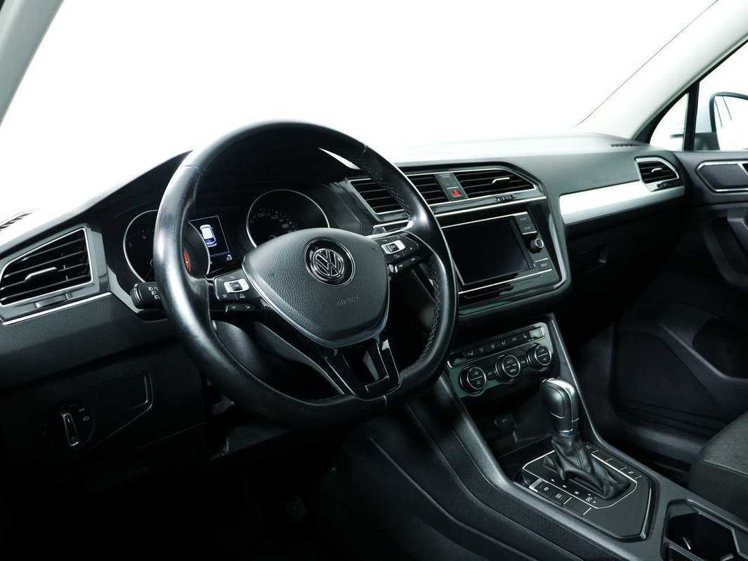 Volkswagen Tiguan, 2017 Фото №12