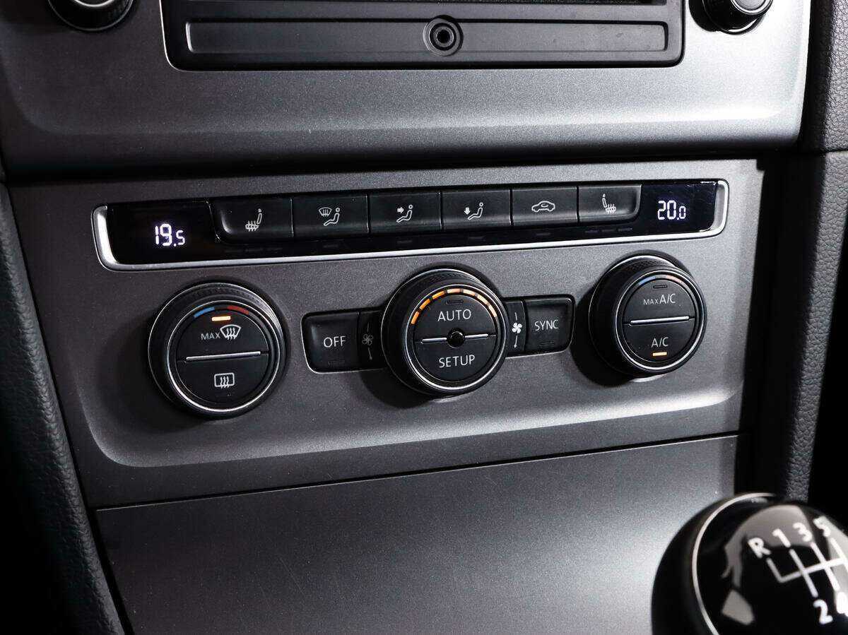 Volkswagen Golf, 2013 Фото №12