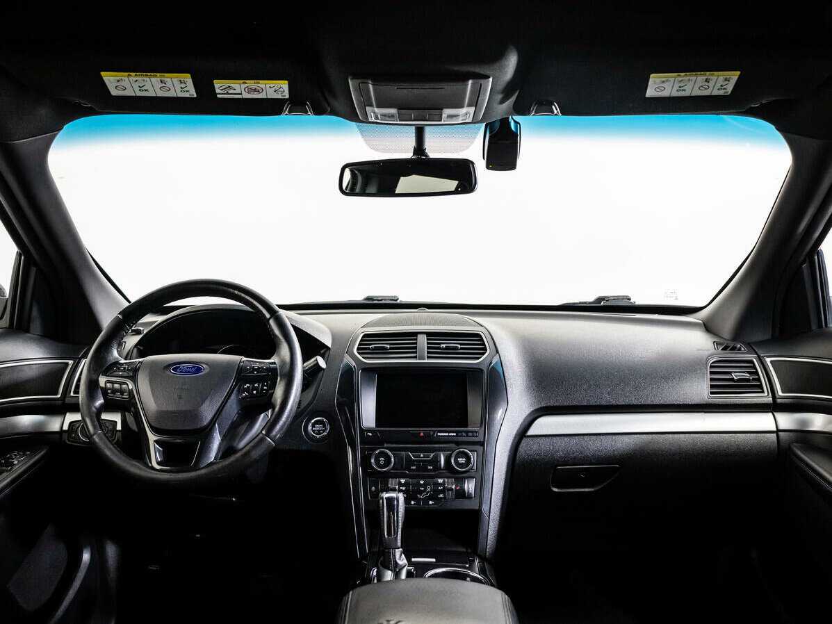 Ford Explorer, 2016 Фото №10