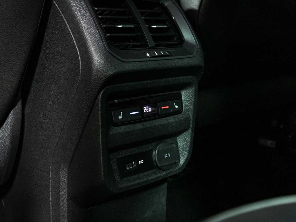 Volkswagen Tiguan, 2019 Фото №21