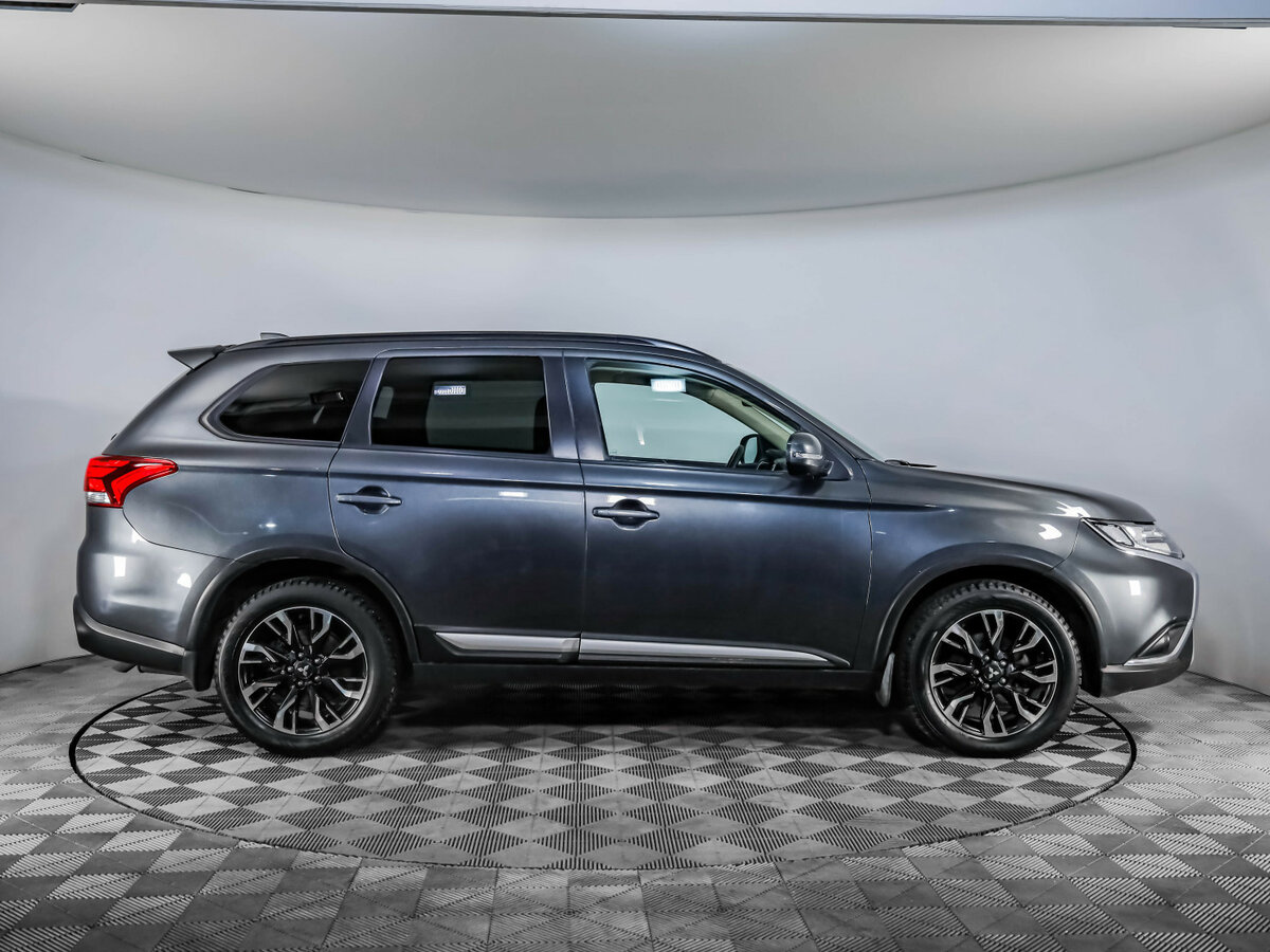 Mitsubishi Outlander III Рестайлинг 3, 2021 Фото №4