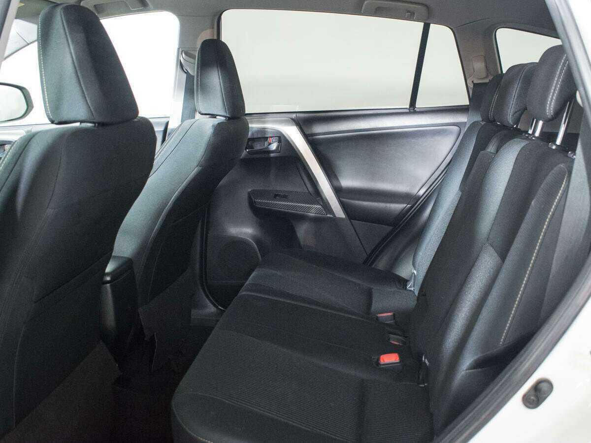 Toyota RAV4, 2013 Фото №8