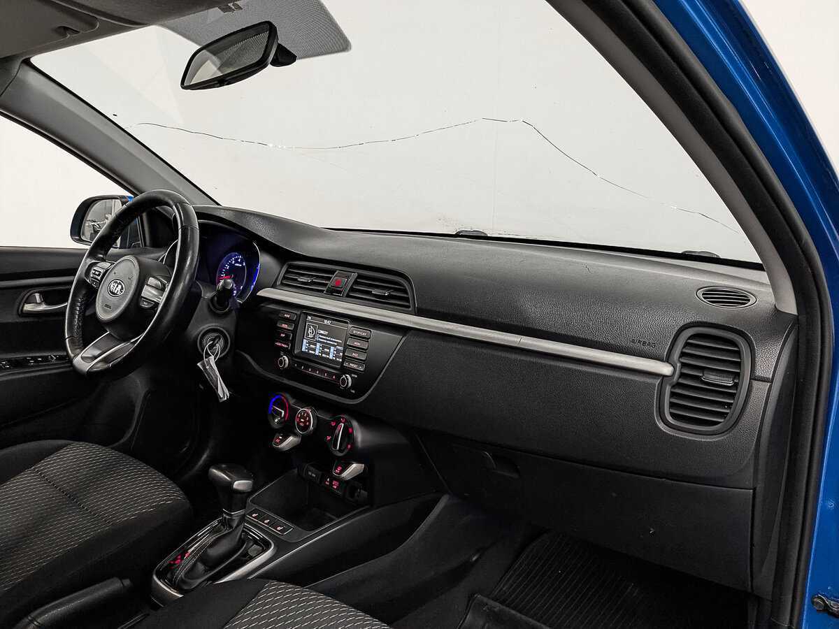 Kia Rio X-Line, 2020 Фото №13