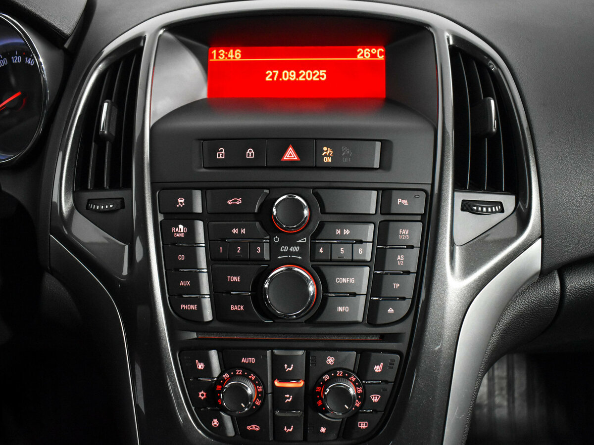 Opel Astra J Рестайлинг, 2013 Фото №15