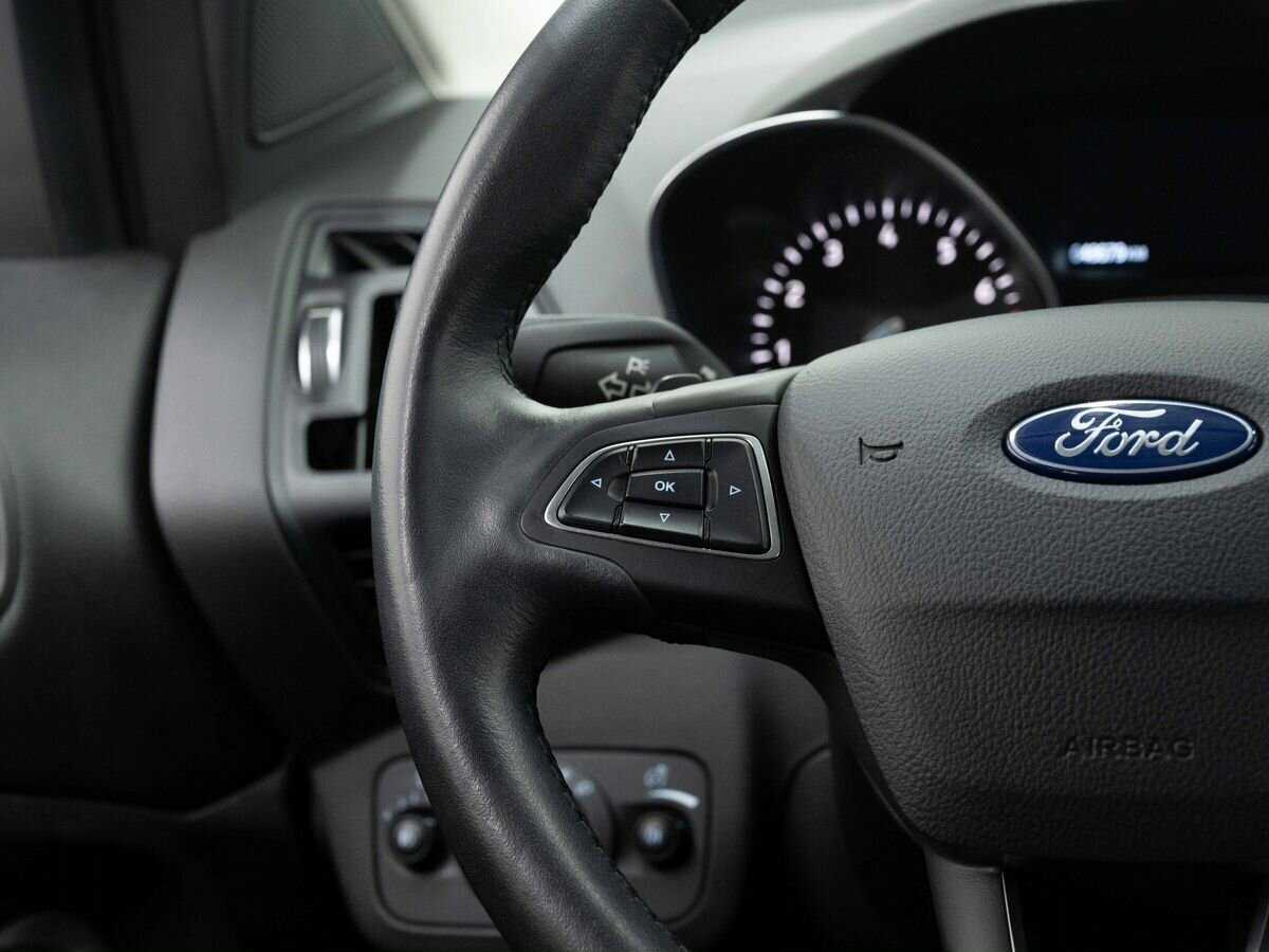 Ford Kuga, 2017 Фото №16