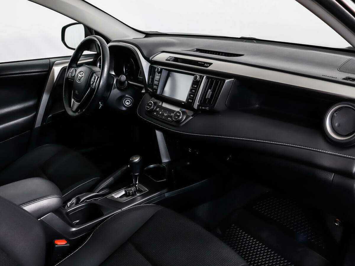Toyota RAV4, 2016 Фото №10