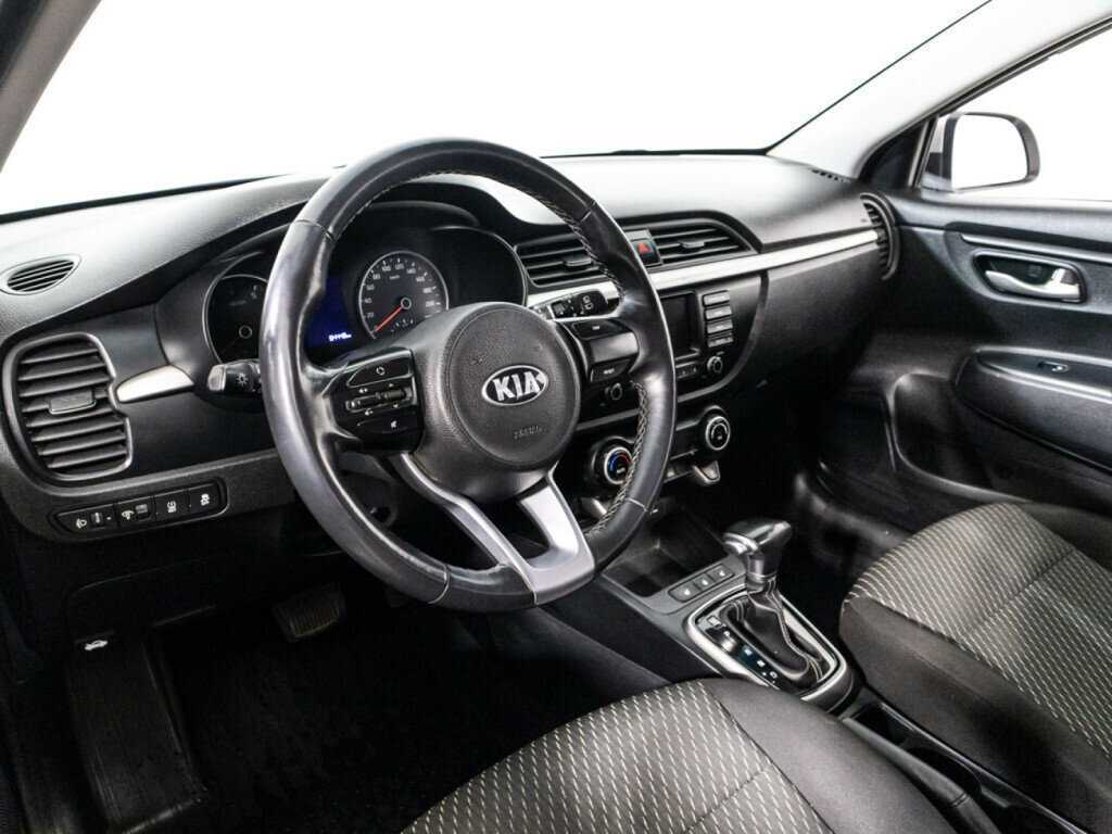Kia Rio X-Line, 2019 Фото №11