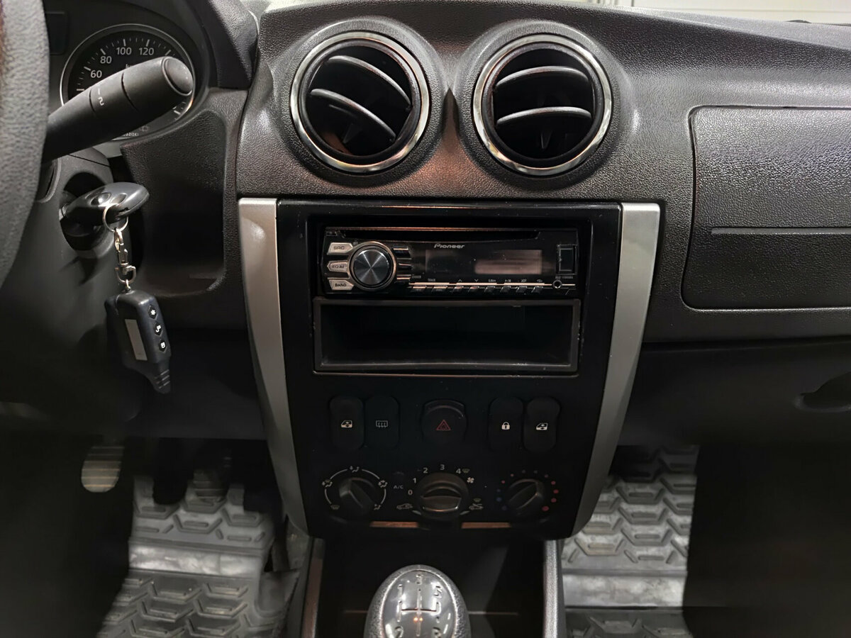 Nissan Almera III (G15), 2015 Фото №14