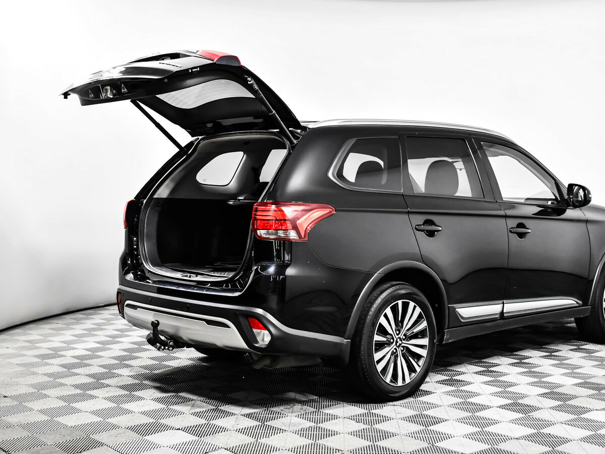 Mitsubishi Outlander III Рестайлинг 3, 2018 Фото №11