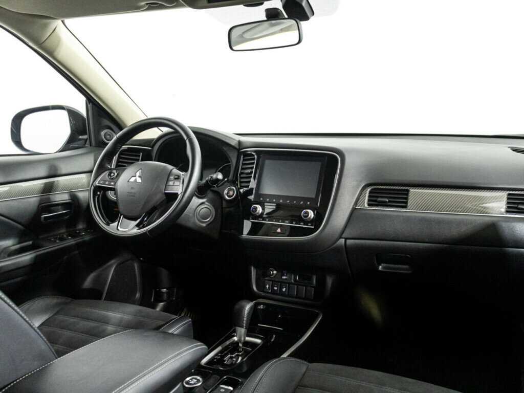 Mitsubishi Outlander, 2021 Фото №9