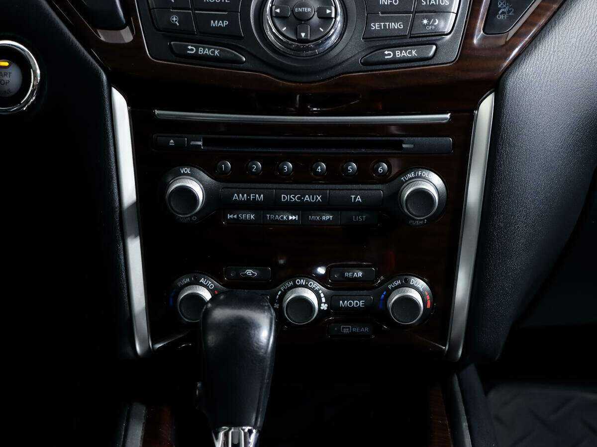 Nissan Pathfinder, 2015 Фото №19