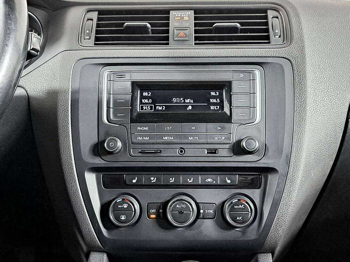 Volkswagen Jetta, 2016 Фото №11