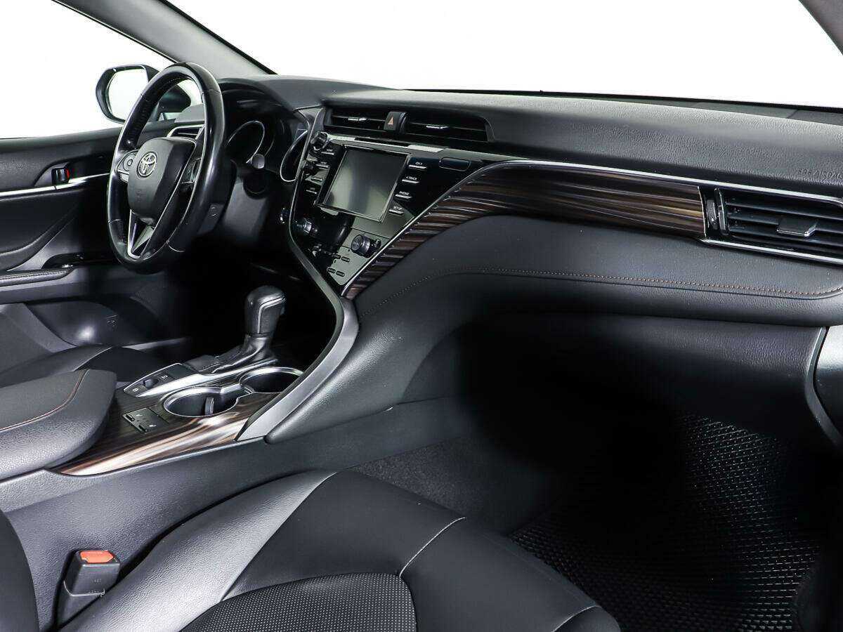 Toyota Camry, 2018 Фото №9