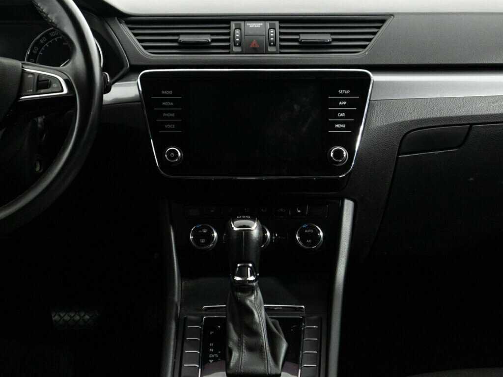 Skoda Superb, 2018 Фото №12