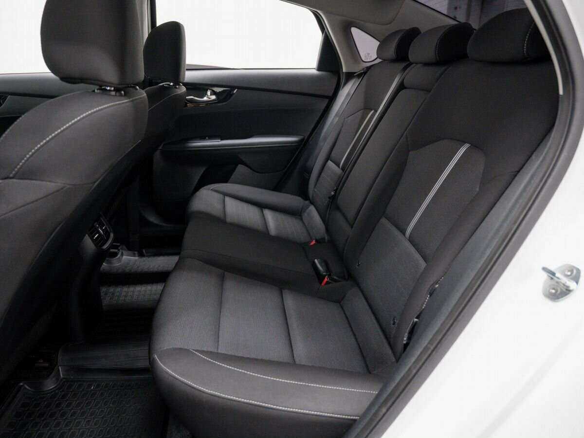 Kia Cerato, 2019 Фото №12