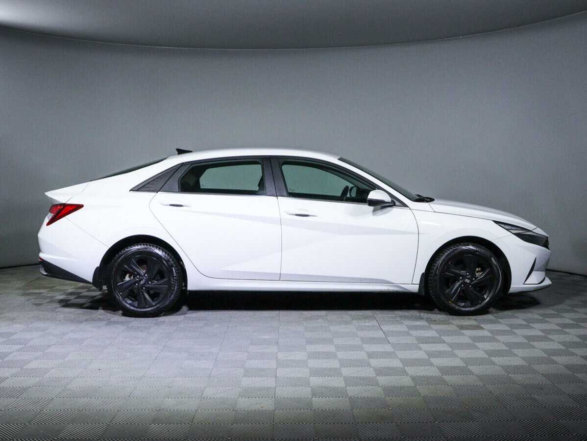 Hyundai Elantra, 2021 Фото №4