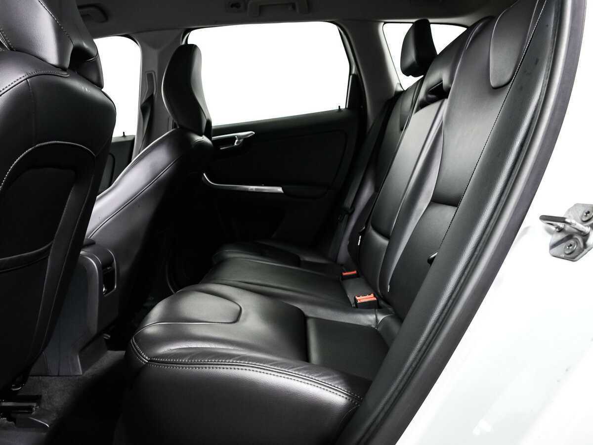 Volvo XC60, 2015 Фото №12
