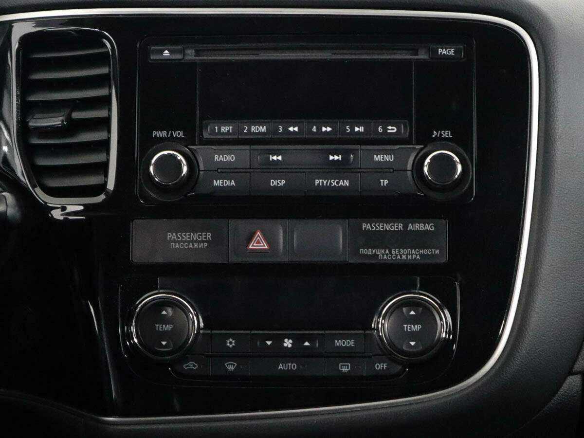 Mitsubishi Outlander, 2013 Фото №11