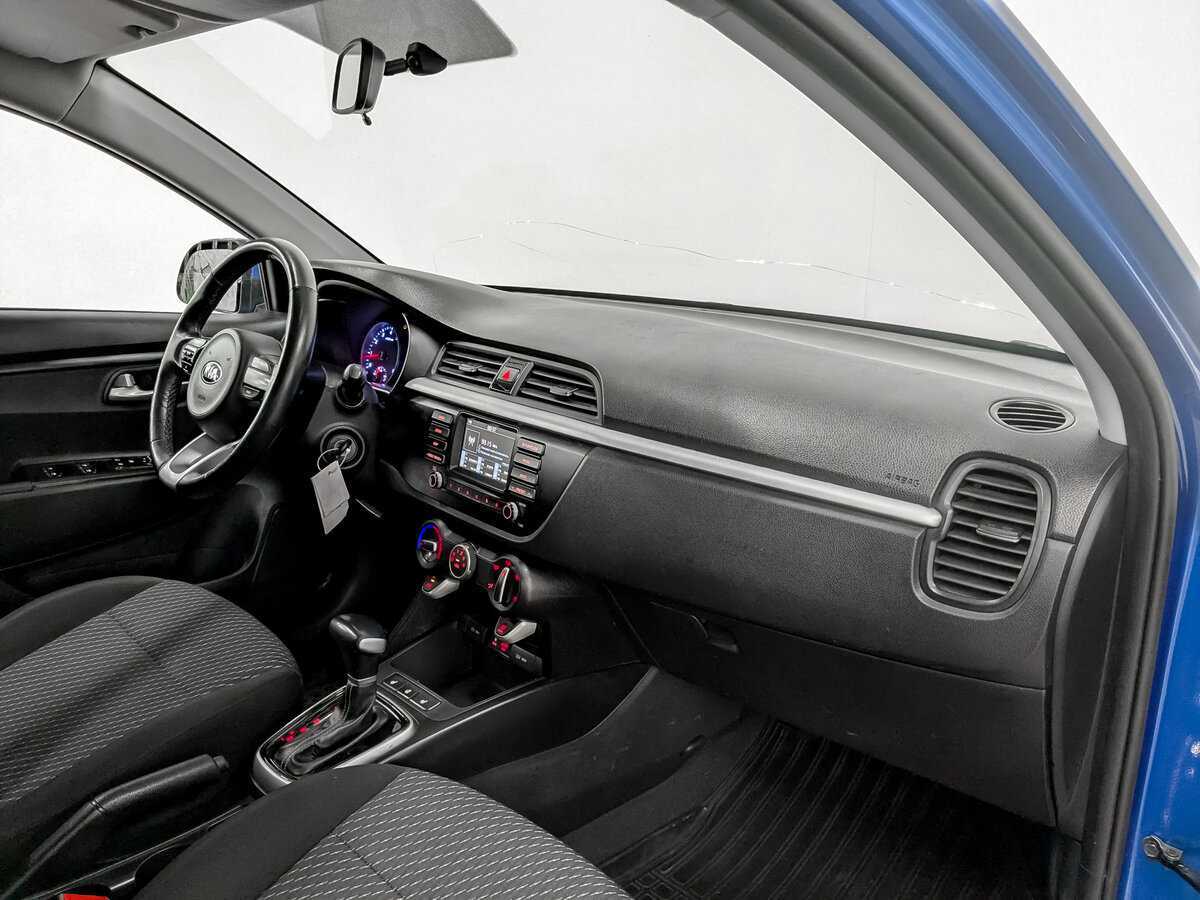 Kia Rio X-Line, 2020 Фото №11