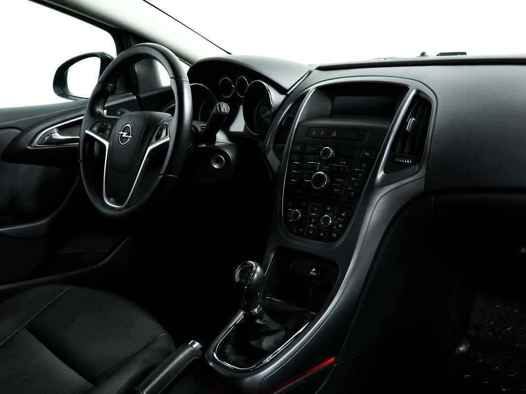 Opel Astra GTC, 2012 Фото №9