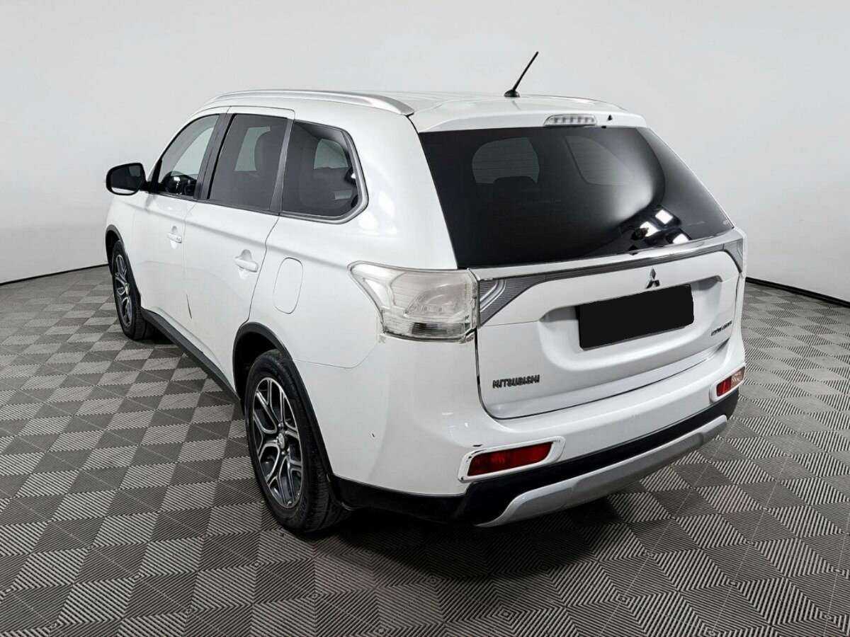 Mitsubishi Outlander, 2014 Фото №6